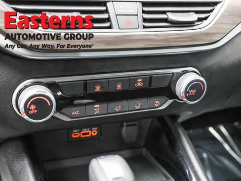 Used 2024 Nissan Altima 2.5 SV image 20