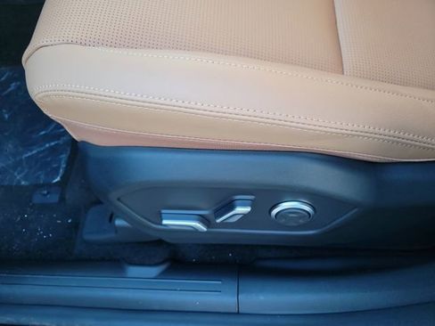 New 2026 Hyundai Santa Fe Limited AWD/4WD image 17