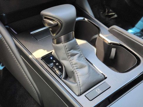 Used 2024 Lexus ES 350 w/ Premium Package FWD image 34