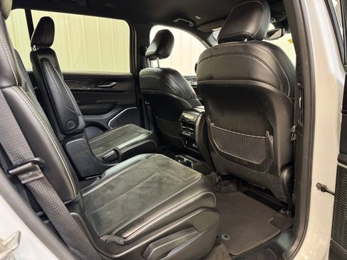 Used 2021 Jeep Grand Cherokee L Laredo AWD/4WD image 25