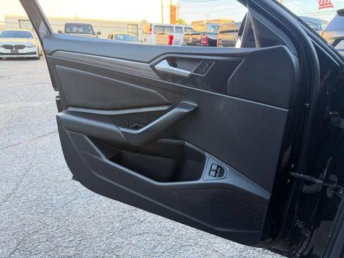 Used 2021 Volkswagen Jetta SEL FWD image 20