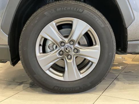 Used 2025 Toyota RAV4 LE image 12