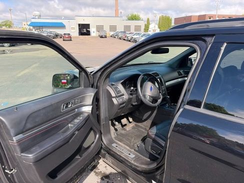 Used 2017 Ford Explorer Sport w/ Equipment Group 401A AWD/4WD image 7