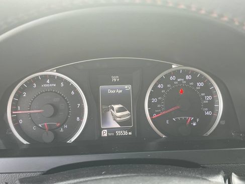 Used 2017 Toyota Camry SE FWD image 19