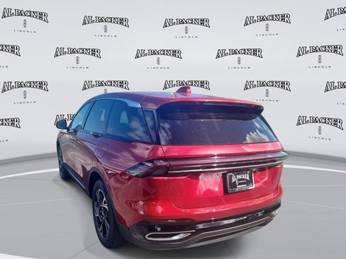 New 2026 Lincoln Nautilus Premier image 3