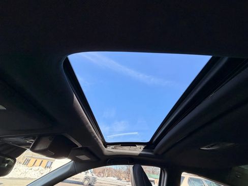 Used 2017 Honda Accord Touring image 30