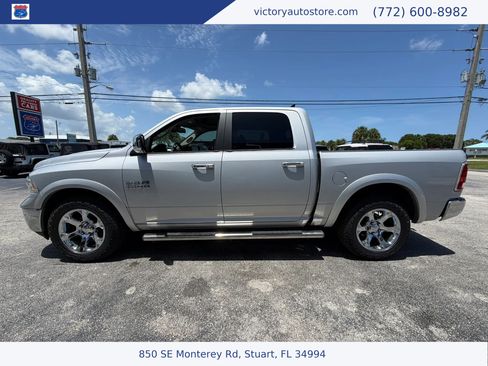 Used 2018 RAM 1500 Laramie w/ Convenience Group AWD/4WD image 6