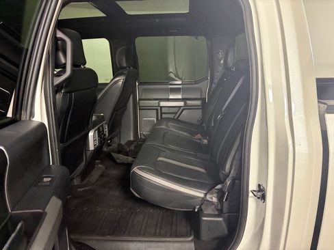 Certified 2019 Ford F150 Platinum w/ Equipment Group 701A Luxury AWD/4WD image 29