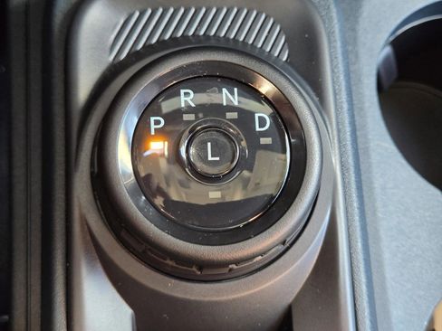 New 2025 Ford Maverick Lariat w/ 4K Tow Package image 11