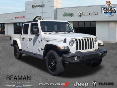 Used 2023 Jeep Gladiator Sport