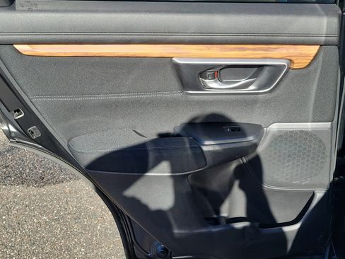 Used 2018 Honda CR-V EX image 16