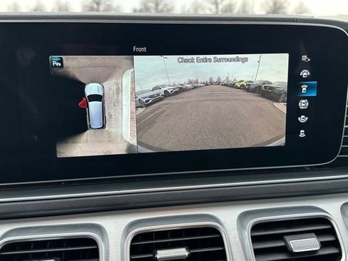 Used 2022 Mercedes-Benz GLS 450 4MATIC w/ AMG Line Exterior image 29