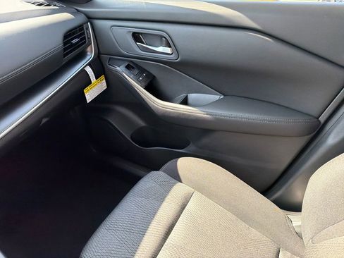 New 2026 Nissan Rogue SV w/ Cold Weather Package FWD image 27