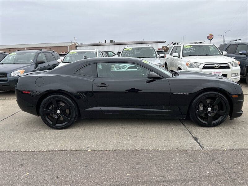 Used 2010 Chevrolet Camaro SS w/ RS Package RWD image 6