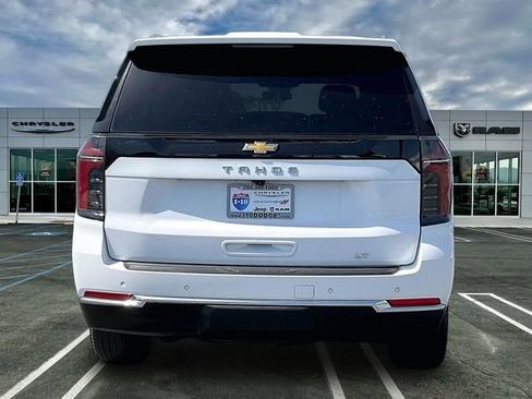Used 2025 Chevrolet Tahoe LT AWD/4WD image 3