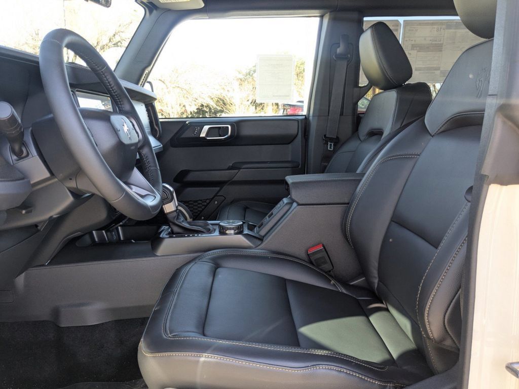 New 2025 Ford Bronco Badlands AWD/4WD image 14