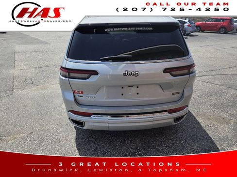 Used 2022 Jeep Grand Cherokee L Overland w/ MOPAR Finishing Package AWD/4WD image 5