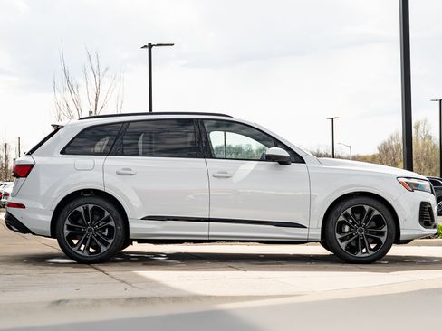 New 2026 Audi Q7 3.0T Premium Plus image 3
