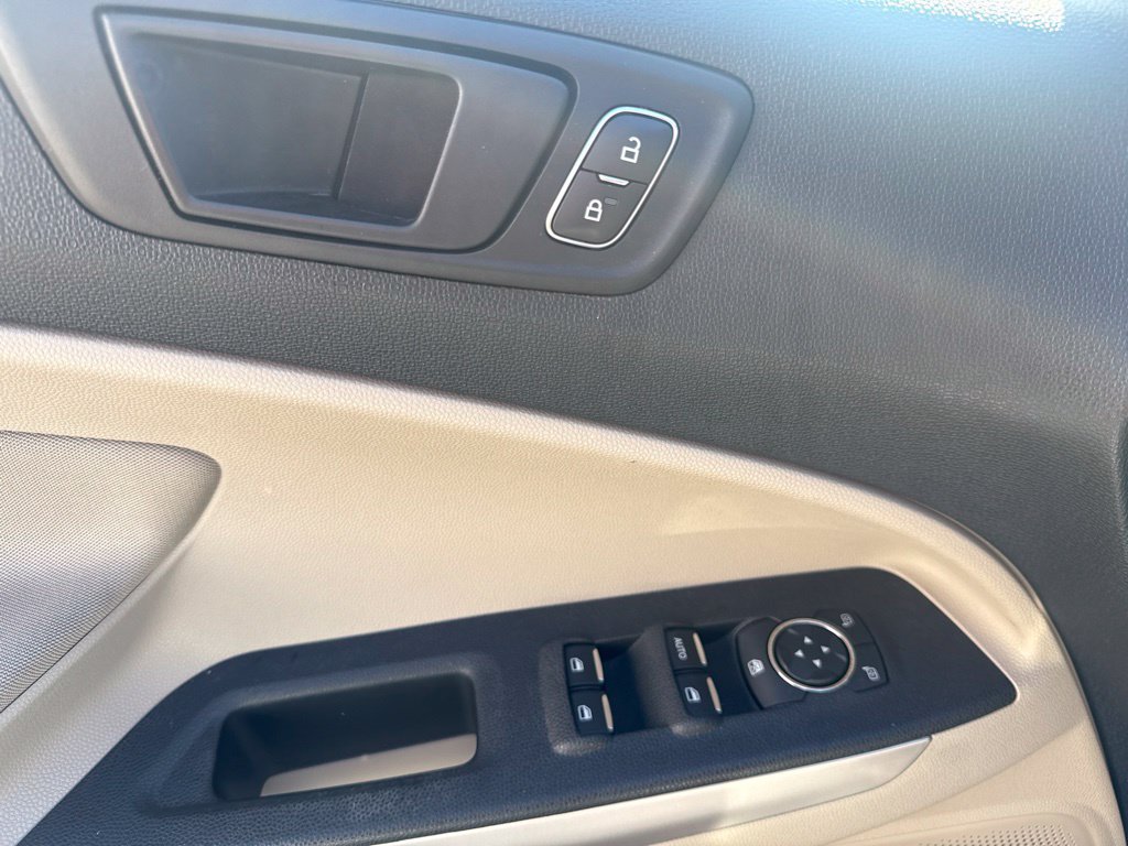 Used 2020 Ford EcoSport S AWD/4WD image 21