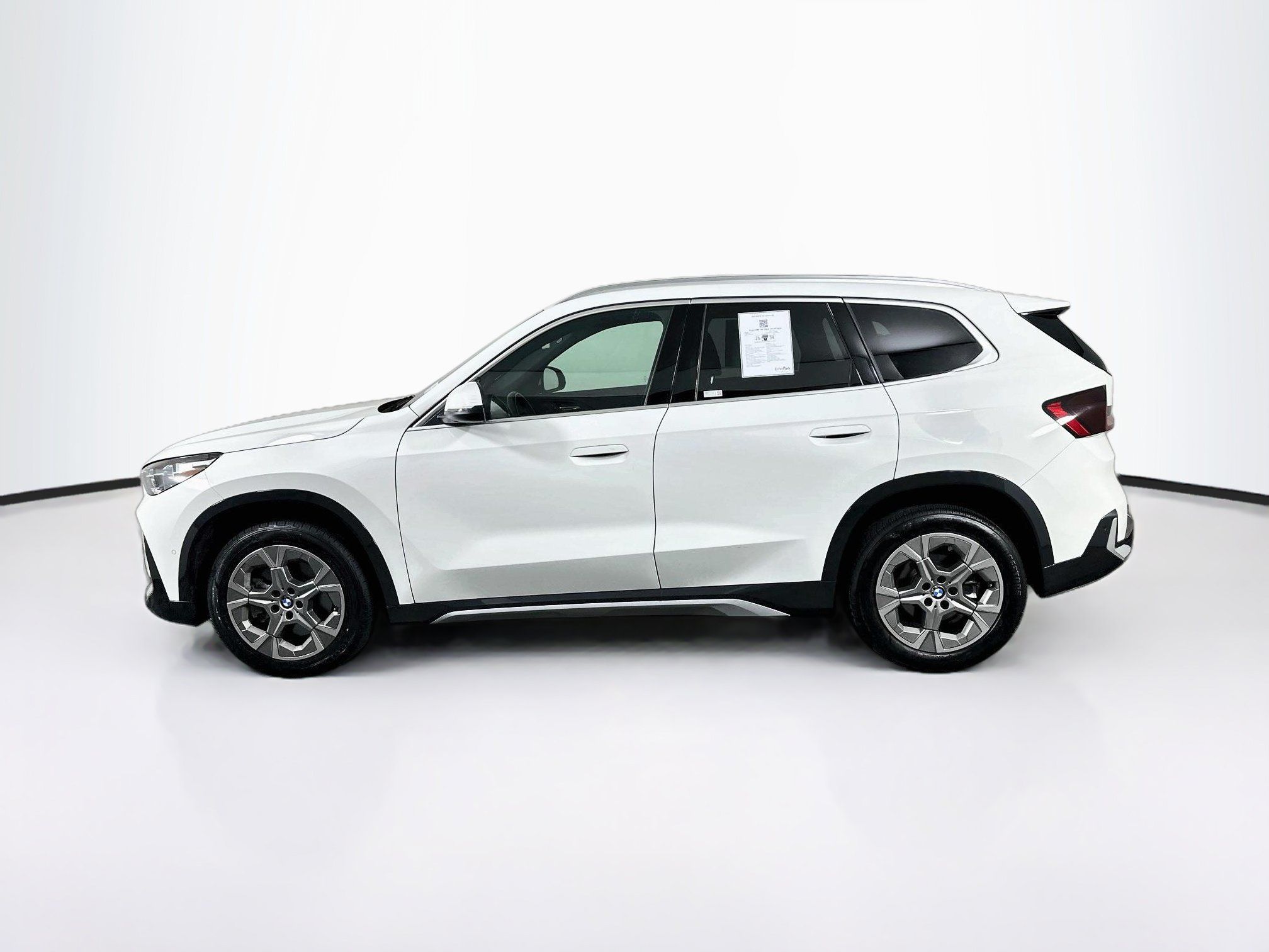 Used 2026 BMW X1 xDrive28i AWD/4WD image 4