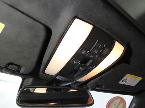 Used 2014 Mercedes-Benz E 350 4MATIC Sedan image 25