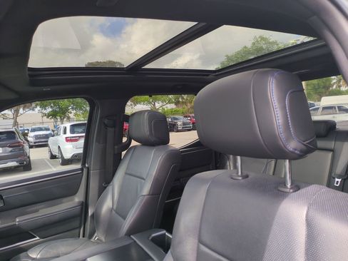 Used 2024 Toyota Tundra Platinum AWD/4WD image 22