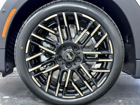 New 2026 MINI Cooper 2-Door Hardtop FWD image 25