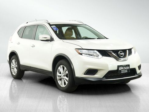 Used 2015 Nissan Rogue SV AWD/4WD image 7
