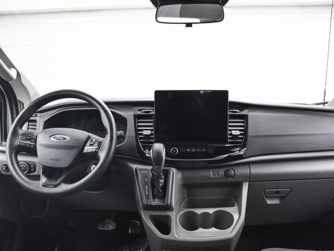 Used 2023 Ford Transit 350 XLT image 20