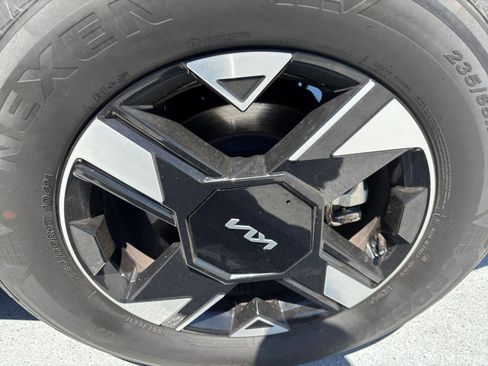 Used 2026 Kia Sportage LX AWD/4WD image 30