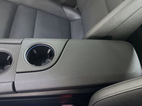 Used 2023 Porsche Taycan w/ Premium Package image 18