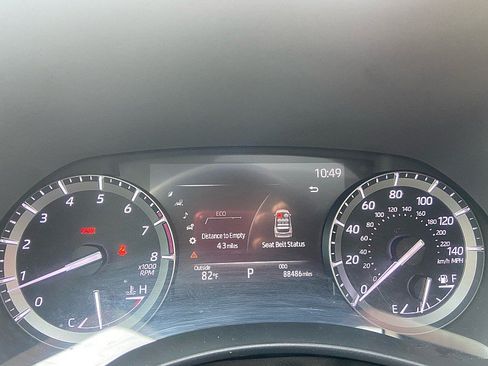 Used 2021 Toyota Highlander XLE AWD/4WD image 15