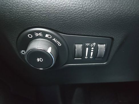 New 2026 Jeep Compass Latitude image 42