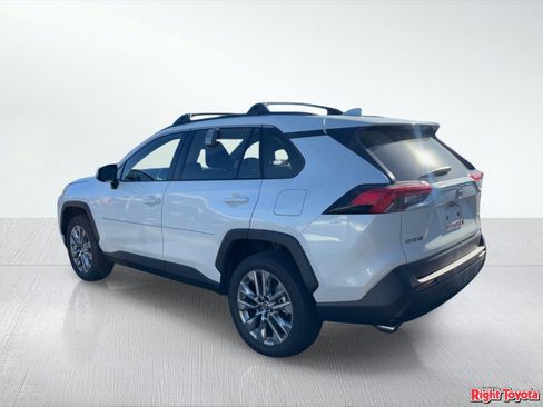Certified 2023 Toyota RAV4 XLE Premium image 3