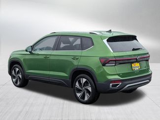 New 2026 Volkswagen Taos SE AWD/4WD video 2