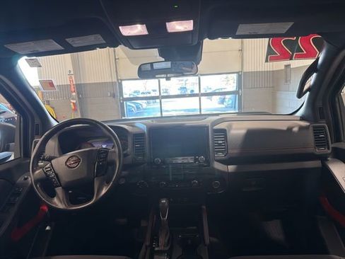 Certified 2022 Nissan Frontier PRO-4X w/ Technology Package image 13