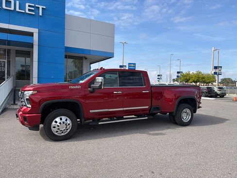 Used 2024 Chevrolet Silverado 3500 High Country w/ High Country Premium Package image 12