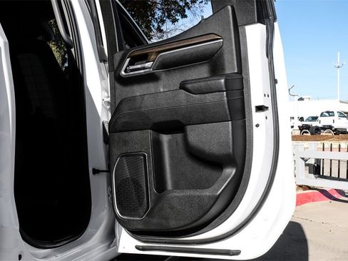 Used 2022 Chevrolet Silverado 1500 LT w/ Z71 Off-Road Package image 48