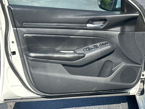 Used 2021 Nissan Altima 2.5 S FWD image 10