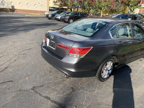 Used 2011 Honda Accord LX-P image 5