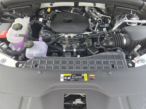 New 2026 Jeep Grand Cherokee L Limited AWD/4WD image 24