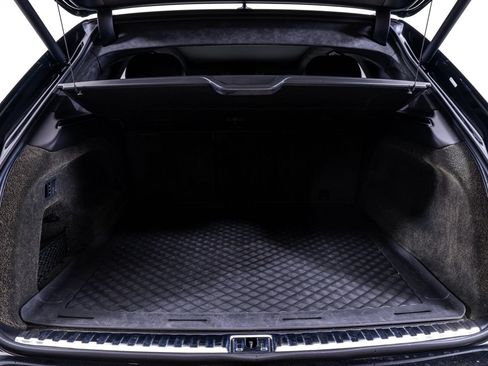 Used 2022 Bentley Bentayga AWD/4WD image 22