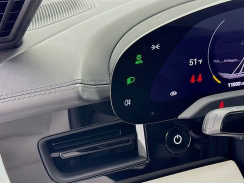 Certified 2023 Porsche Taycan image 15