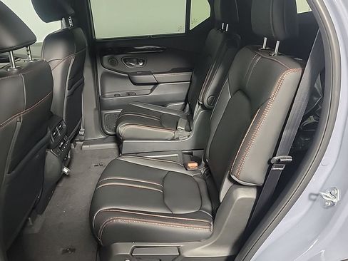 New 2026 Honda Pilot TrailSport image 12