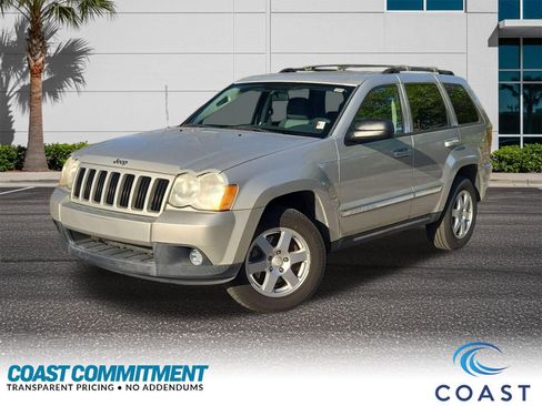 Used 2010 Jeep Grand Cherokee Laredo image 1
