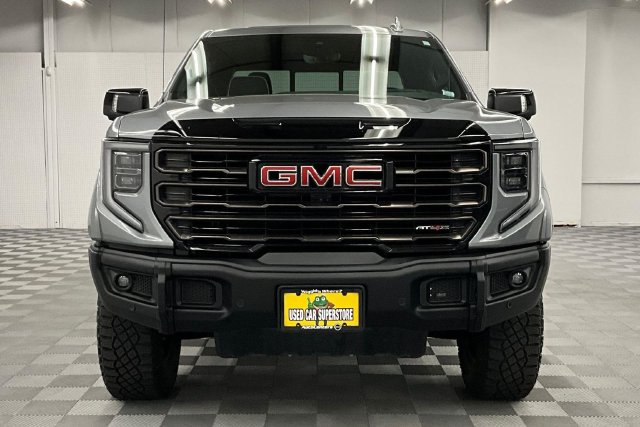 Used 2024 GMC Sierra 1500 AT4X AWD/4WD image 4