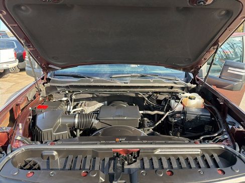 Used 2024 Chevrolet Silverado 2500 LT image 11