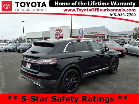 Used 2022 Lincoln Nautilus Reserve image 3