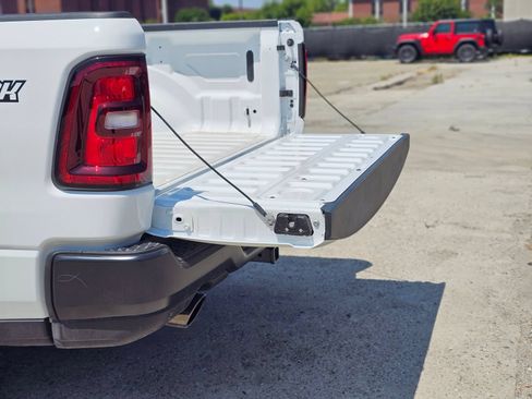 New 2026 RAM 1500 Warlock AWD/4WD image 8