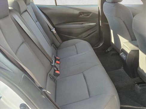 Used 2025 Toyota Corolla LE image 18